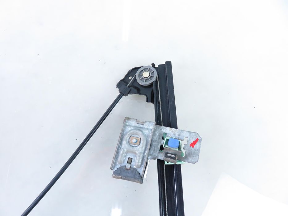 Podnośnik Szyby Lewy Przedni Vw Polo Classic