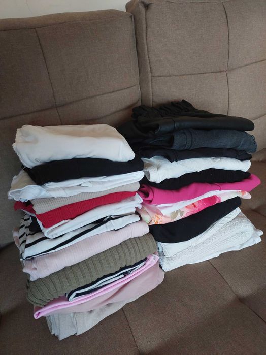 Ubrania dziewczęce 146-152cm