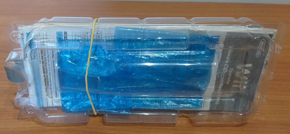 2 Caixas Mario Kart + Volante original - Manuais wiimote