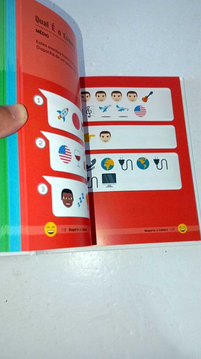 Quebra- Cabeças com EMOJIS
