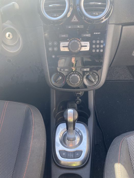 Opel Corsa 1.2 sport  automático — photo 5