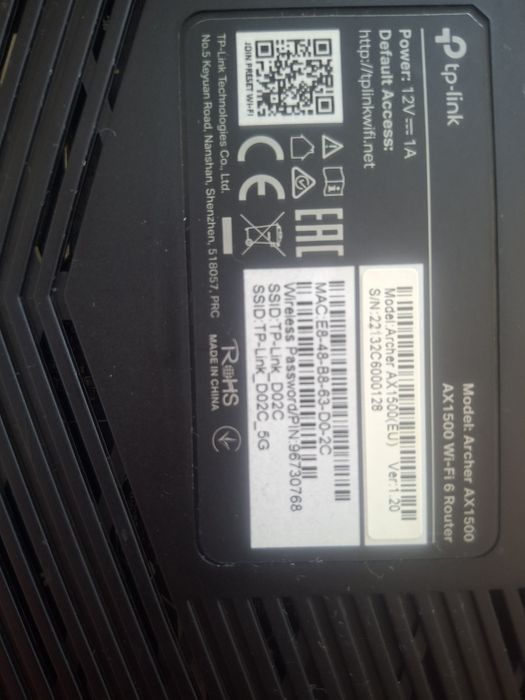 Router tp-link Archer AX1500.