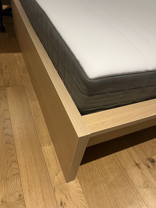 Cama MALM 140 x 200cm + Estrado + Colchão HOVAG