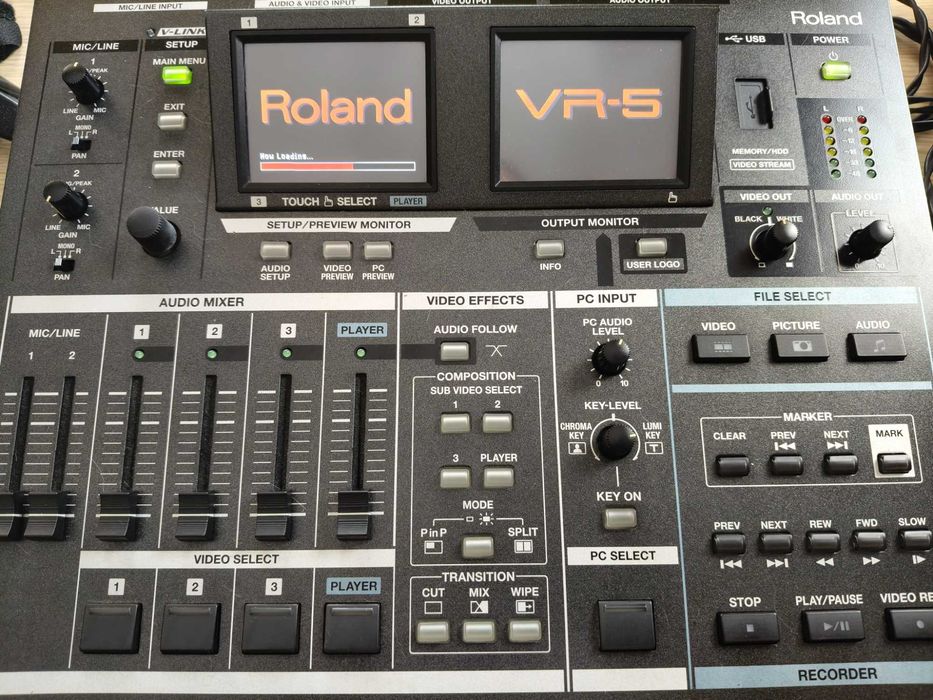 Roland VR-5 – Mesa Áudio/Vídeo Completa | Revista | Excelente Estado