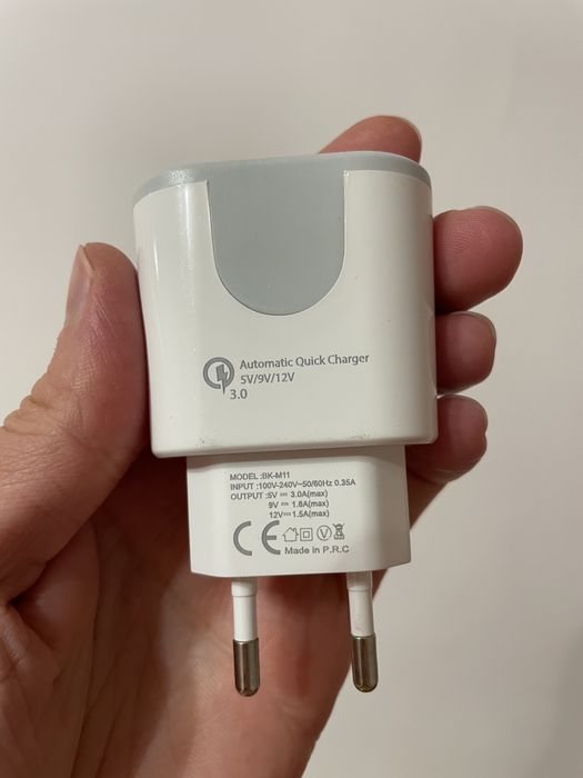 Зарядний пристрій для смартфона Besttek BK-M11