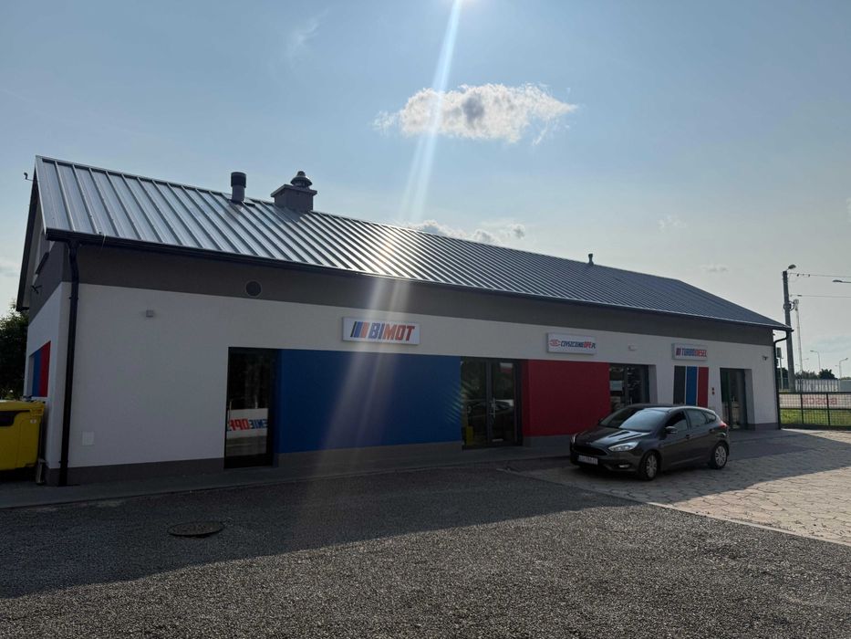 Powierzchnia biurowa z możliwością wynajęcia działki 1000m2