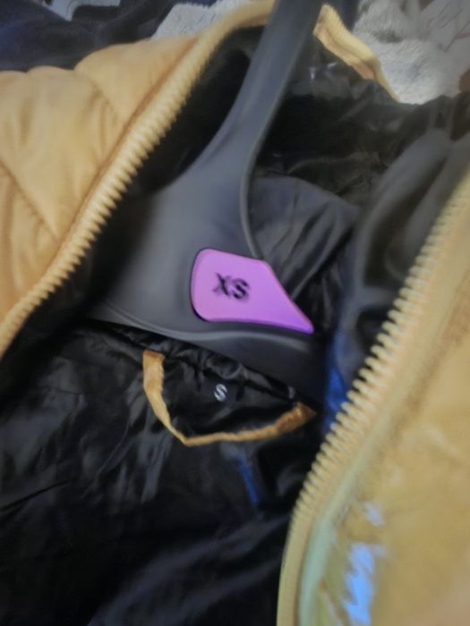 Żółta kurtka damska pikowana S