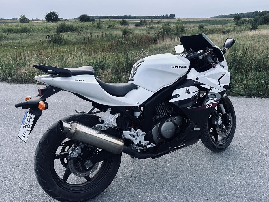 Спортбайк Hyosung GT250R (інжекторний)
