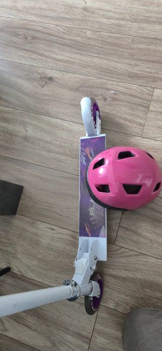 Hulajnoga plus kask