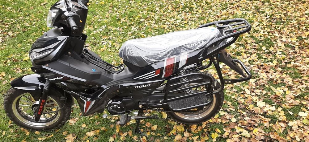 продам мопед 125 кубів