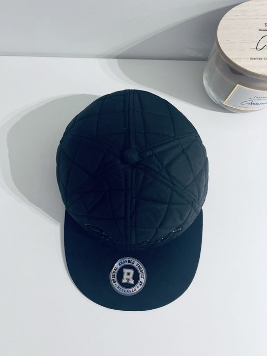 Czarna czapka z daszkiem #fullcap #snapback Reserved stardust