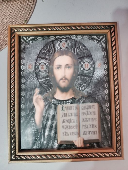 Ікона Ісуса Христа, ручна робота, вишита бісером (в рамі)