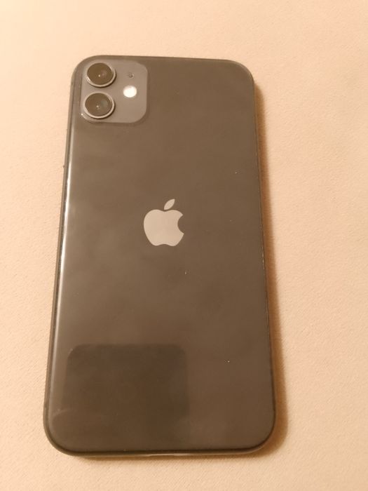 iPhone 11 64gb в отличном состоянии