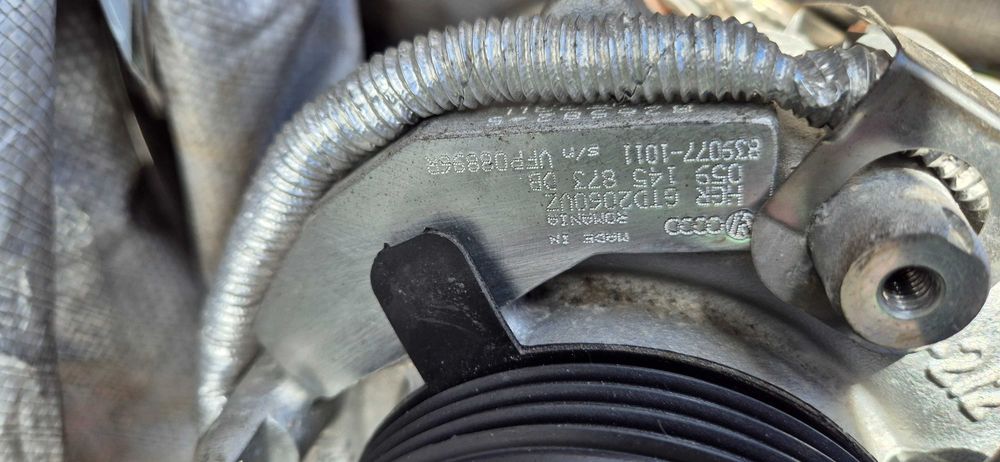 Wtryskiwacze silnik 3.0 tdi csw uklad paliwowy, turbina
