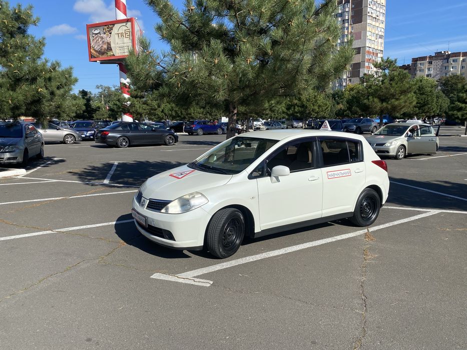 Инструктор по вождению.АВТОМАТ.Обучаю правильному вождению.