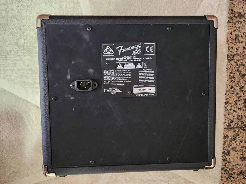 Fender Frontman 15G (Amplificador de Guitarra) - Como Novo
