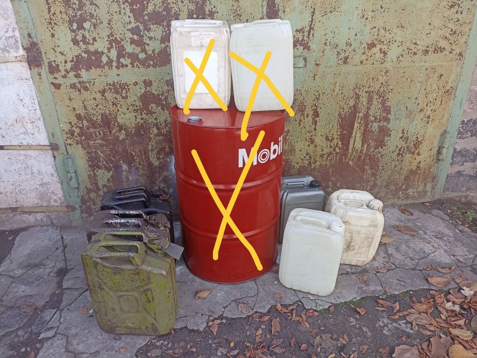 Каністри залізні б/у