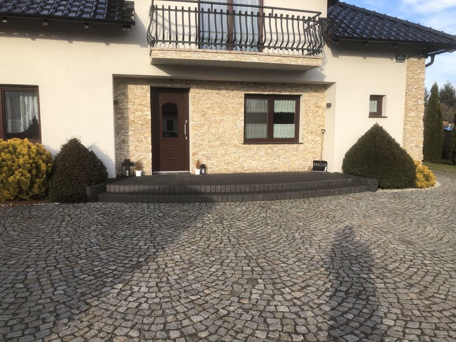 Palisada granitowa czarna szlifowana kostka