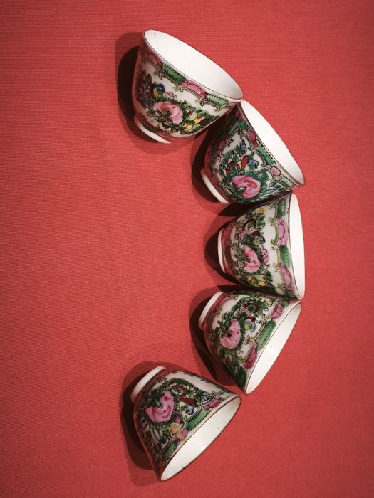 5 chávenas de chá Rose Medallion