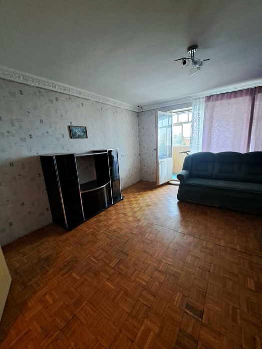 Сдам 3-х комнатную квартиру Тира