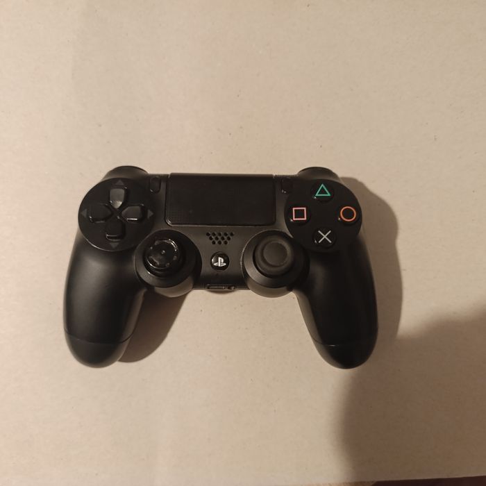 Pad ps4 uszkodzony