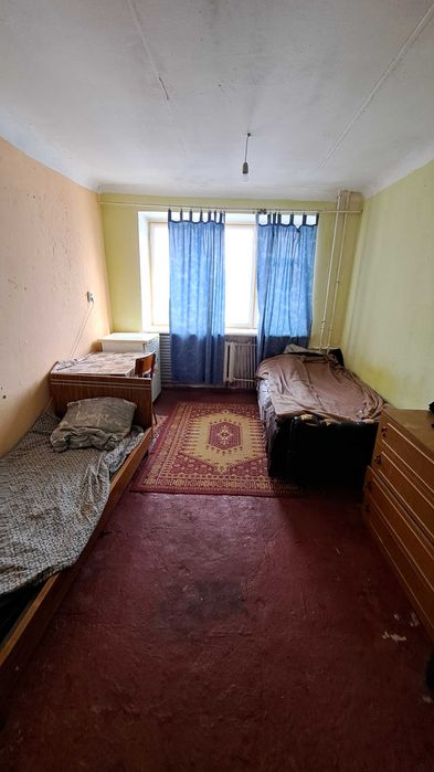 Кімната в гуртожитку на Зигіна