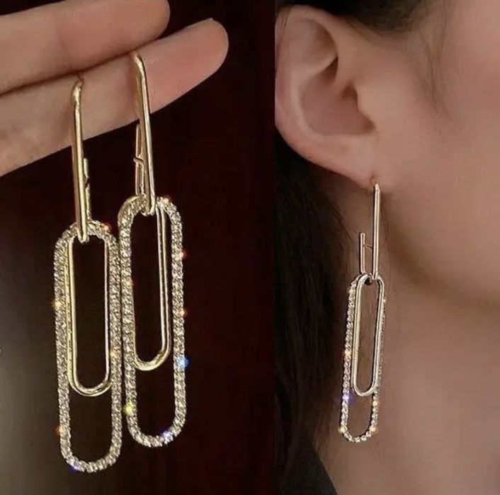 Длинные серьги скрепки в стразах