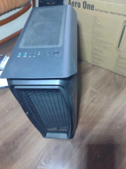 КОРПУС Aerocool Aero One Frost MID-TOWER ІЗ FRGB