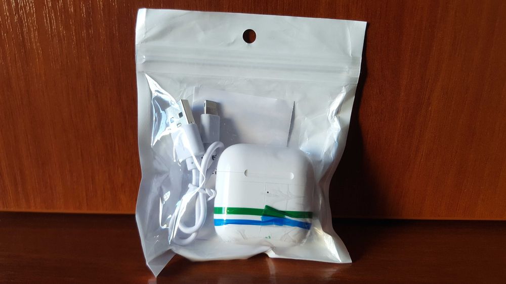 Бездротові навушники Pro 4 TWS Bluetooth-compatible 5.3