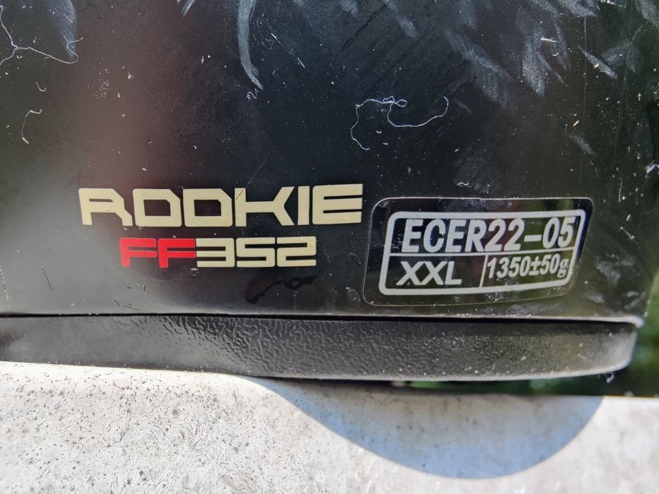 Kask motocyklowy LS2 ROOKIE FF352