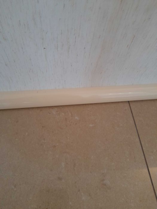 Estores de rolo ,  proteção contra  raios solares, iluminação natural