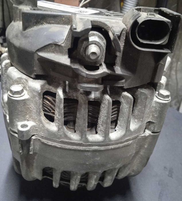 Генератор VALEO  FG15T093 для Ford