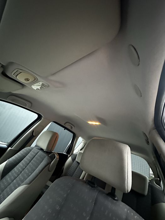 Рено Сценік 2003 року