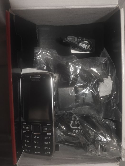 Nokia model e 52
