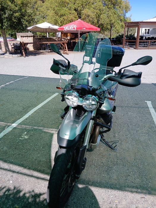Moto Guzzi V85TT