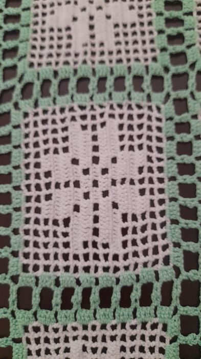 Toalha de mesa em crochê