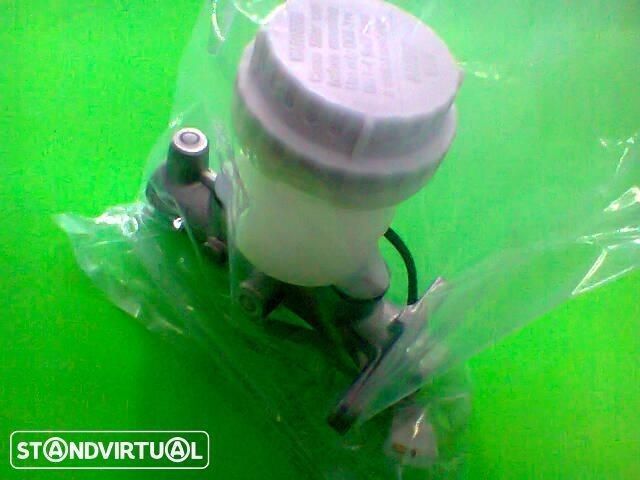 bomba central travões mitsubishi L200 K74 1996 até 1998