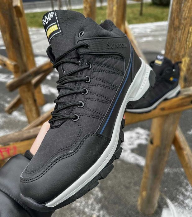 Мужские Зимние Кроссовки на Меху Черные с белым Высокие Ботинки