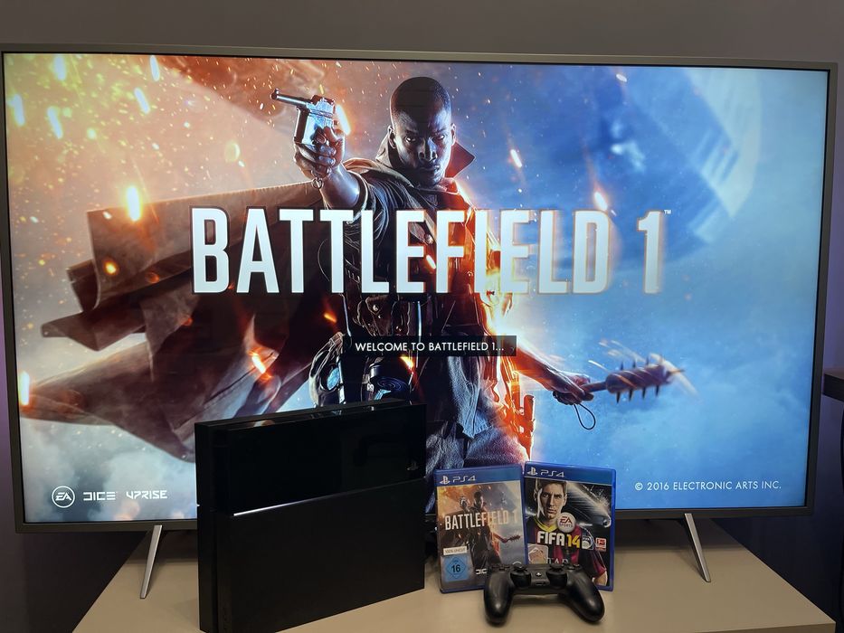 Sony Playstation 500 Gb + Battlefield+ Fifa + Farming simulator 22