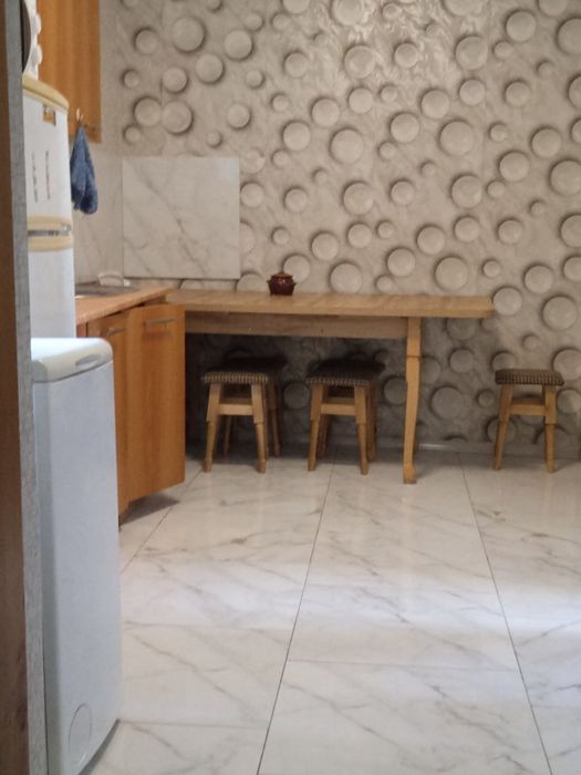 Центр 2к подобово світло  не вимикається