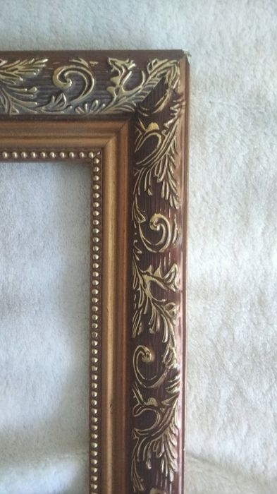 Vendo molduras clássicas