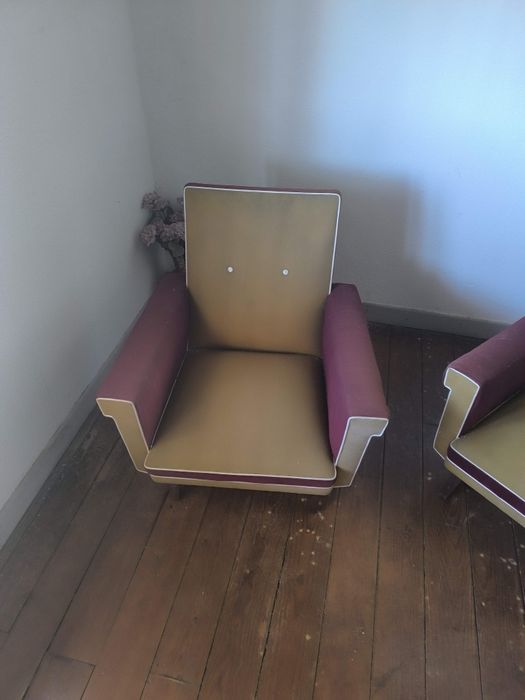 Sofá e poltronas antigos