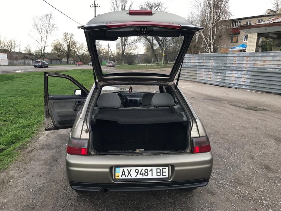 Авто  Ваз 21112