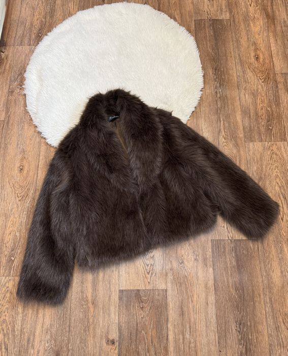 Шуба Zara в коричневому кольорі, шоколадна XS,S