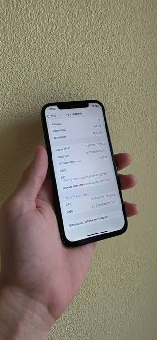 iPhone 12 czarny