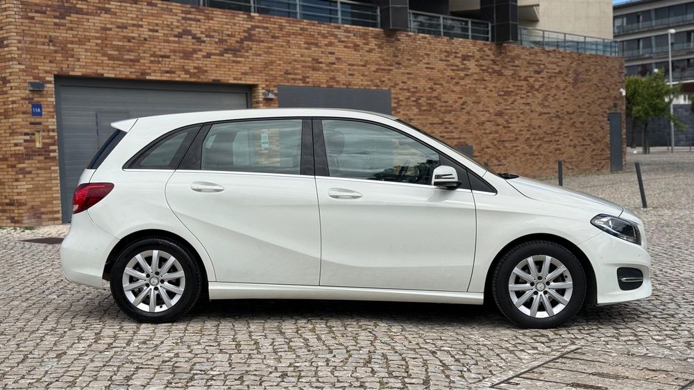 Mercedes-Benz B180 d