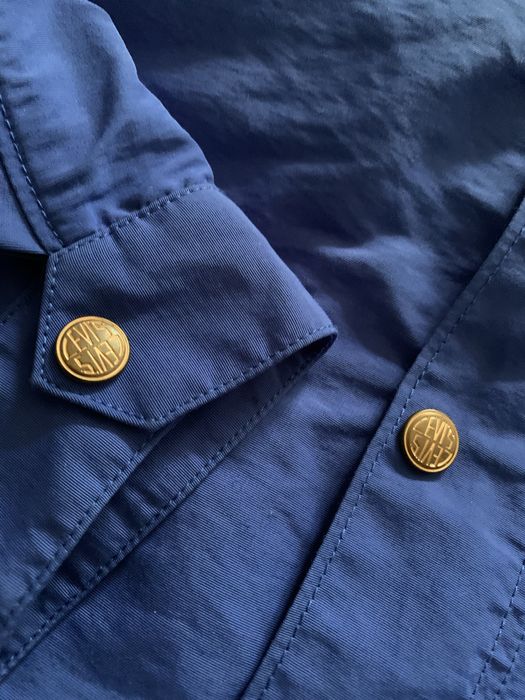 Levis куртка нова М-Л