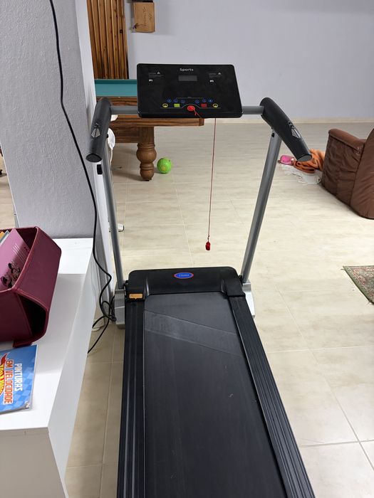 Passadeira de corrida indoor CloverFitness