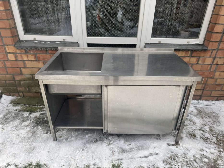 Столи із нержавійки