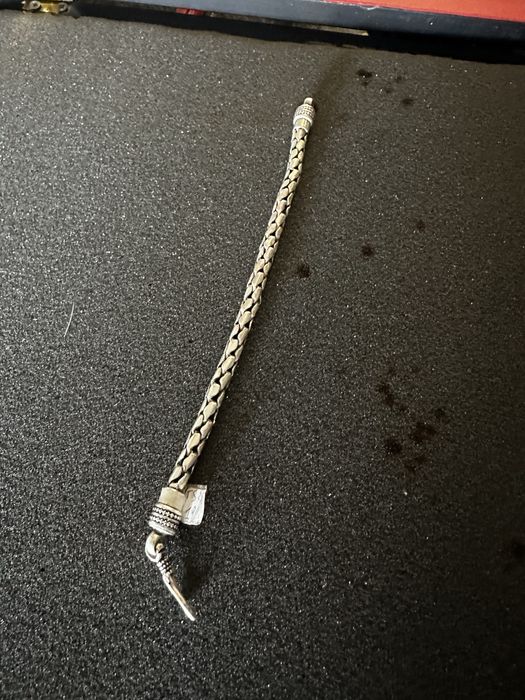 Pulseiras em prata de lei 92.5 indianas e tailandesas.